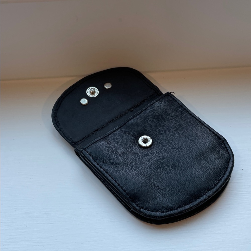 Black Leather Harley Davidson credit card coin wallCoin Pouch with Shield Emblem - Picture 6 of 7